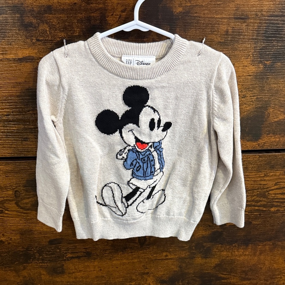 GapxDisney Sweater